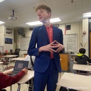 Meet your Posher, Logan